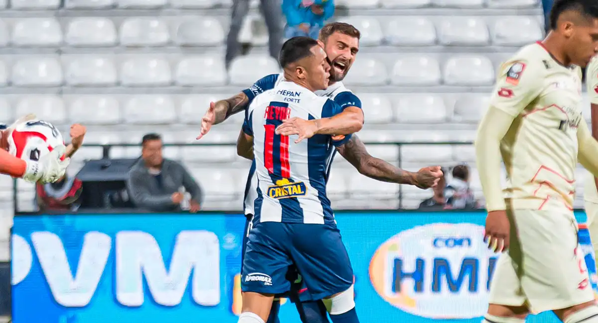 Gol de Bryan Reyna para Alianza Lima frente a UTC. 